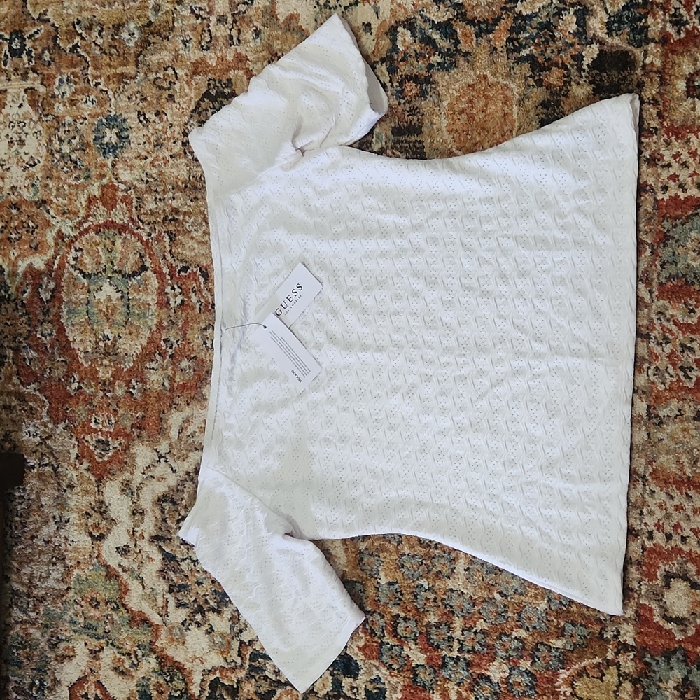 NWT GUESS TOP